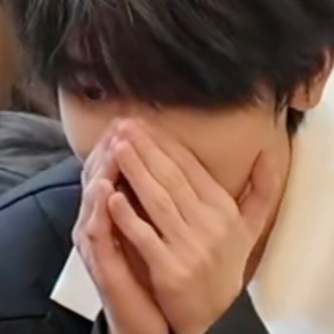 把我心弄得一团乱还在那里萌萌de笑