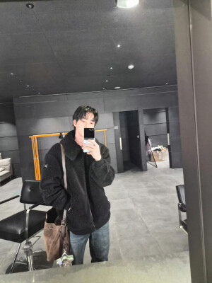 260214
金硕珍更新weverse