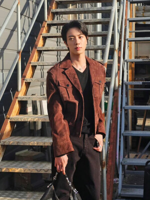 260228
金硕珍更新ins