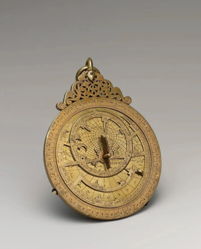 奥马尔·本·优素福·本·奥马尔·本·阿里·本·拉苏尔·穆扎法里的星盘公元690年（伊斯兰历）/1291年