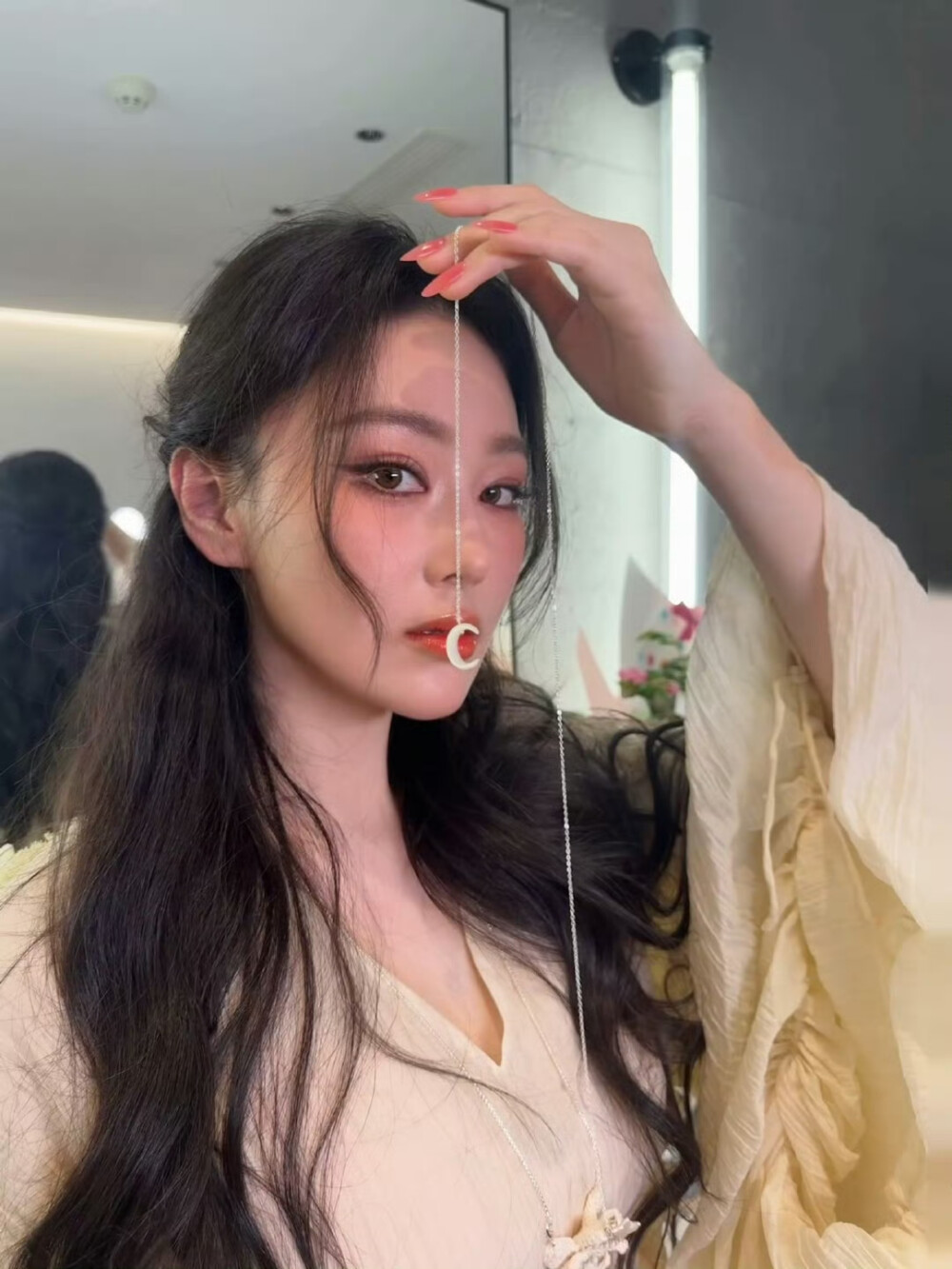 张馨予