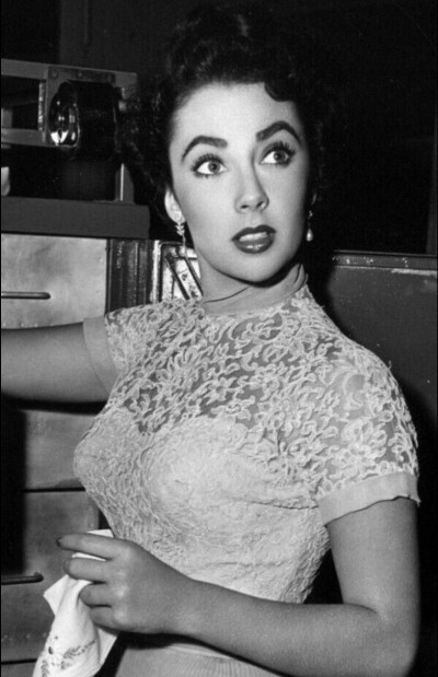 Elizabeth Taylor ​​​