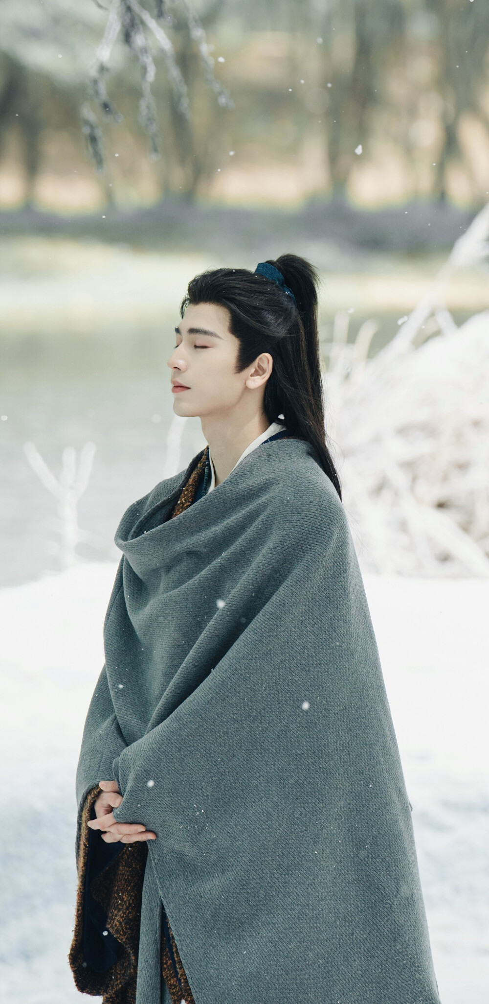 张凌赫《逐玉》谢征