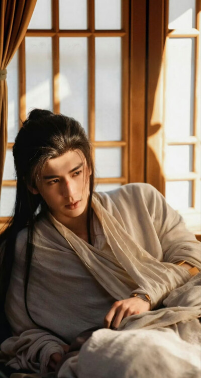 张凌赫/逐玉/谢征