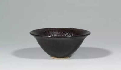 金代  山西窑口油滴盏 
观复博物馆藏
