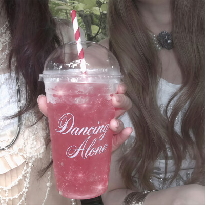 一切动态向我汇报！这是命令！！( ◺˰◿ )