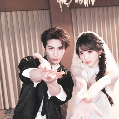 逐玉
张凌赫·田曦薇