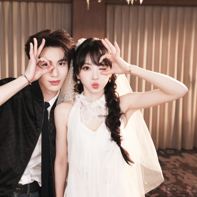 逐玉
张凌赫·田曦薇