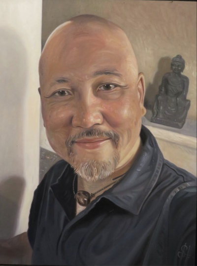 史蒂文·希金森是一位兼具传统美学与当代情绪表达的苏格兰写实画家。他通过对城市场景和静物的细致描绘，唤醒观者对时间、孤独与回忆的直觉体感。他的作品在技法、情绪与视觉语言之间游走，稳固地呈现出其独特艺术语…