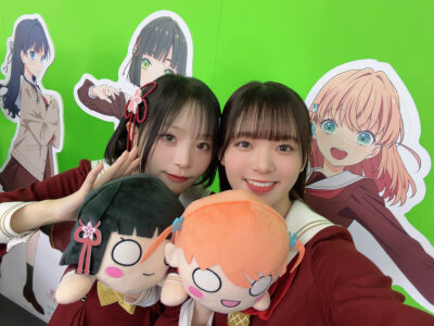 昨天的生放送，莲的30厘米趴趴要来了，钱包又要空了。