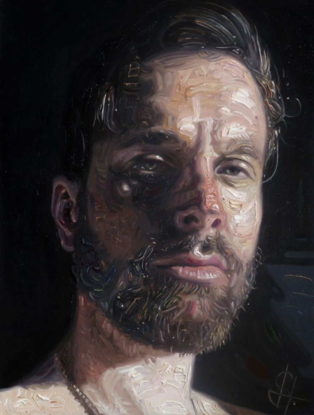 史蒂文·希金森是一位兼具传统美学与当代情绪表达的苏格兰写实画家。他通过对城市场景和静物的细致描绘，唤醒观者对时间、孤独与回忆的直觉体感。他的作品在技法、情绪与视觉语言之间游走，稳固地呈现出其独特艺术语言。