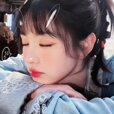 这种小贴纸快把我萌晕了，一贴就停不下来……所以呢我选了几张之前发过的来贴՞˶･֊･˶՞应该还不错吧！