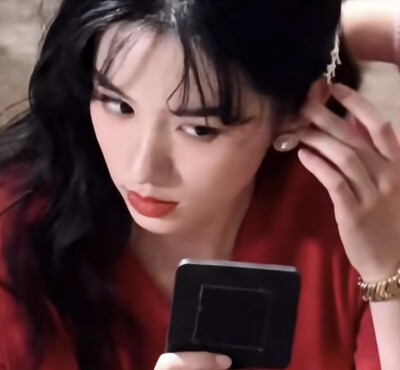 明天来看夏晓兰