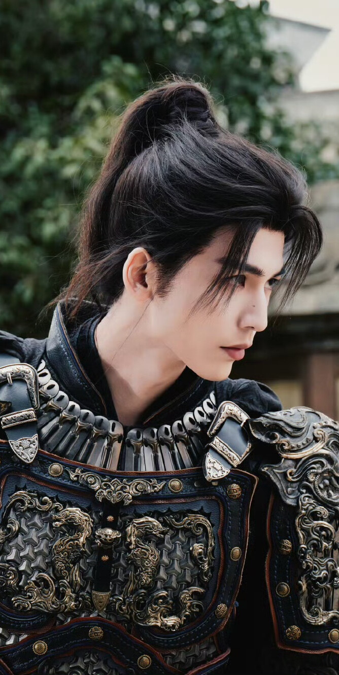 张凌赫《逐玉》谢征