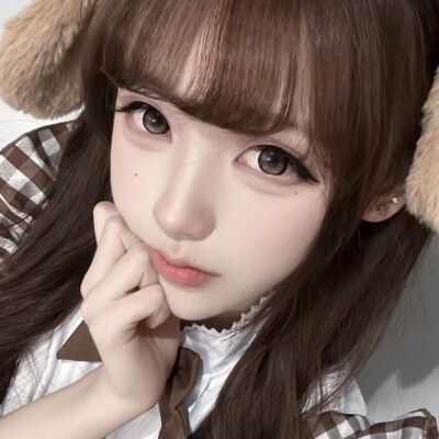 本账号的使用者是一个脆弱的小宝宝(._.)