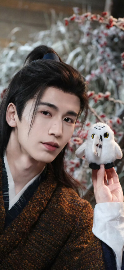 张凌赫《逐玉》谢征