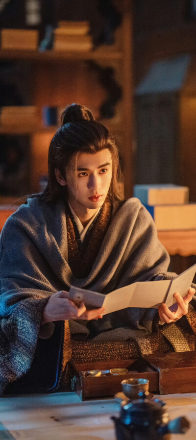 张凌赫《逐玉》谢征