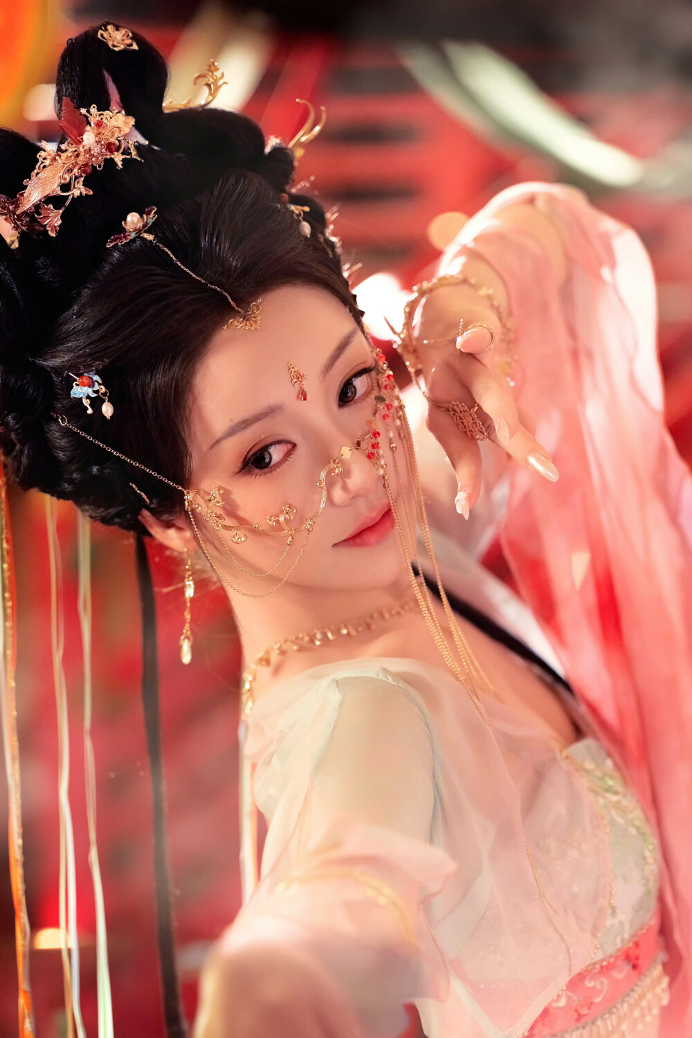 姜贞羽