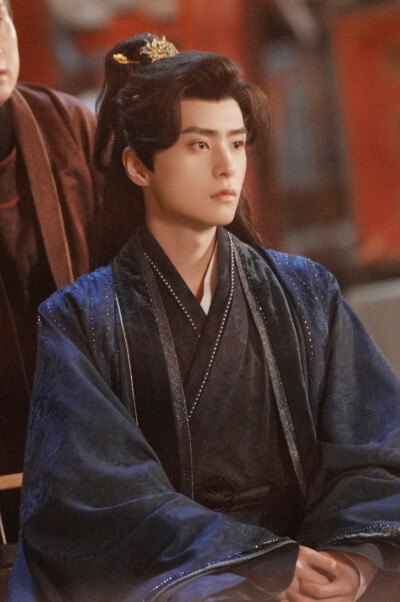 沈玉衡 在你眉梢种红豆 邓孝慈