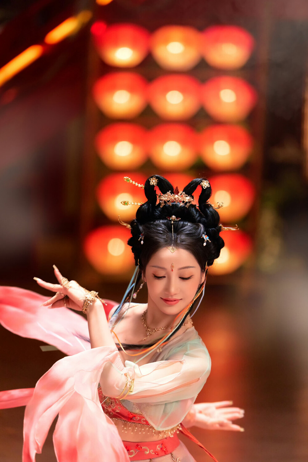姜贞羽