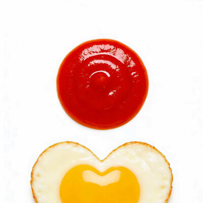 荷包蛋番茄酱白底头像