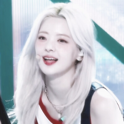 lia
原截耀喝牛奶