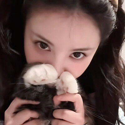 有木有人愿意和我一起玩呀