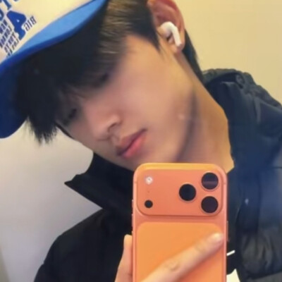 有个臭苹果就开始炫耀