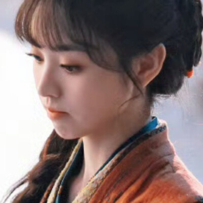 摇摇欲坠不只你的泪