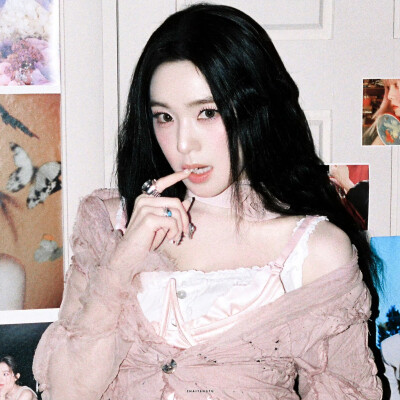 裴珠泫 · 粉雾芭蕾 ₊˚⊹
