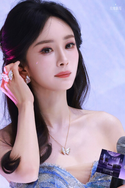 杨幂凯度全球代言人