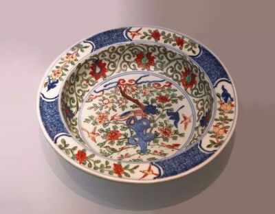 明万历  五彩花鸟纹洗
首都博物馆藏
