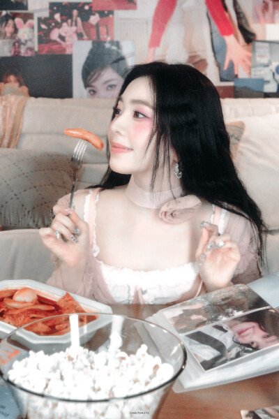 裴珠泫 · 粉雾芭蕾 ₊˚⊹
