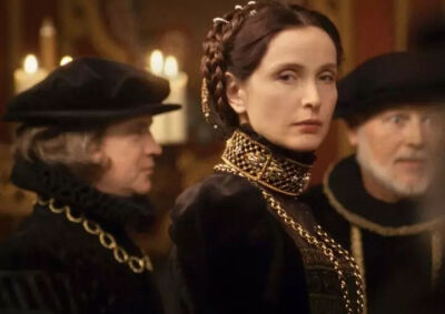 ▲  电影《伯爵夫人》（2009）剧照
朱莉·德尔佩饰伊丽莎白·巴托利伯爵夫人
