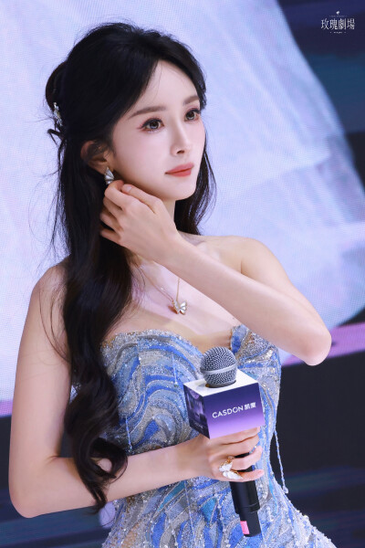 杨幂凯度全球代言人