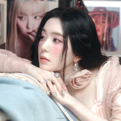 裴珠泫 · 粉雾芭蕾 ₊˚⊹
