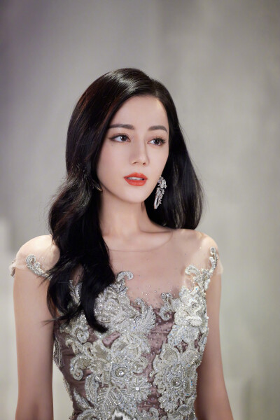 迪丽热巴