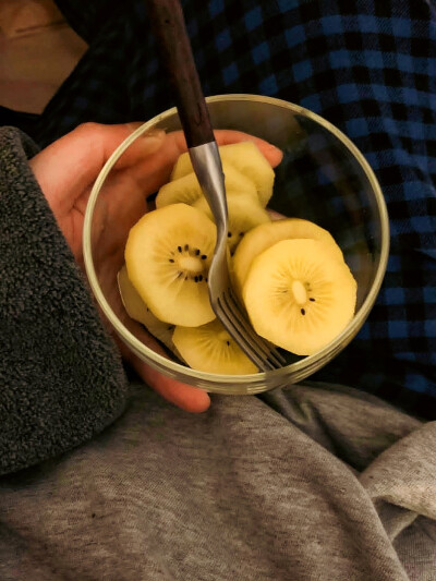 日常
被阳光烤焦的泥土