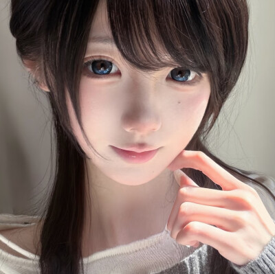 装高冷五分钟没找你，你咋就有别人了我去你的