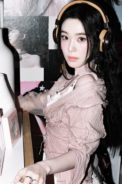 裴珠泫 · 粉雾芭蕾 ₊˚⊹
