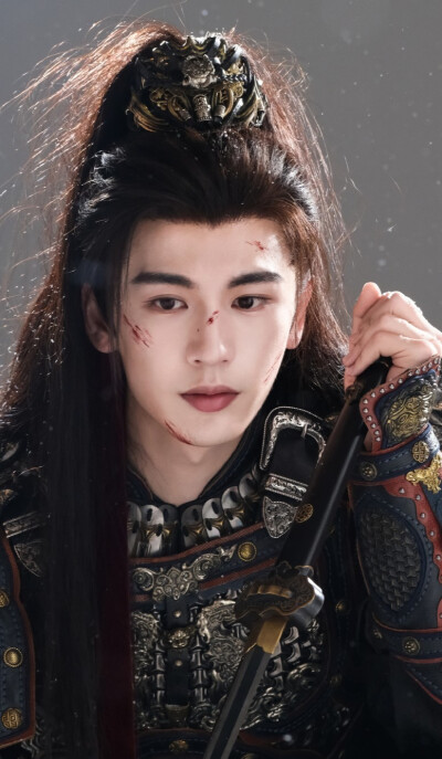 张凌赫《逐玉》谢征