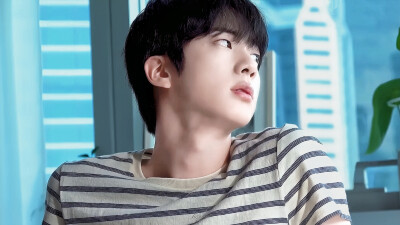 金硕珍
250521 Jin 'Don't Say You Love Me' MV Shoot Sketch
©HSY-V