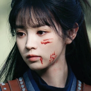 一滴泪的重量取决于落在谁身上