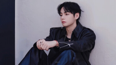 金泰亨
251229 tirtir_official
©HSY-V