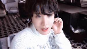 郑号锡
231226 EPISODE
J-hope Dick Clark's New Year's Rockin'Eve
©HSY-V