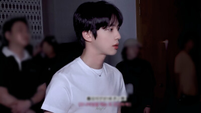 金硕珍
250521 Jin 'Don't Say You Love Me' MV Shoot Sketch
©HSY-V