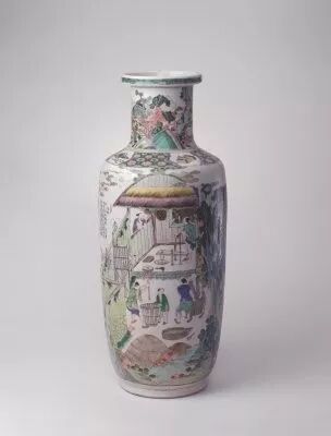 清康熙  五彩耕织图瓶
北京故宫博物院藏
