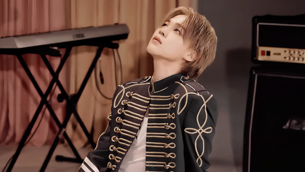 朴智旻
240722 Jimin 'MUSE' Jacket Shoot Sketch
©HSY-V