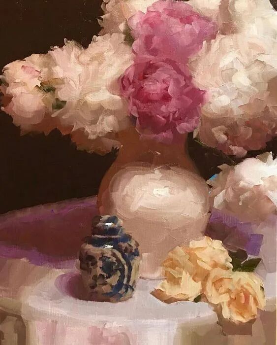 Dennis Perrin，美国印象派画家，他用花朵、光、影、女子去表达对周围美景的热爱。从常人欣赏艺术的方式看，技术是外在形式，若你也感知到Perrin先生眼中的那份温柔，便是对他艺术的爱了。
