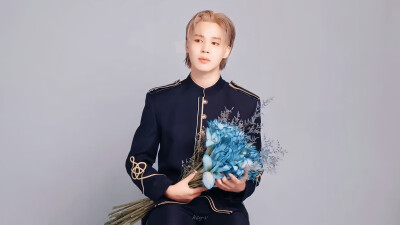 朴智旻
240722 Jimin 'MUSE' Jacket Shoot Sketch
©HSY-V